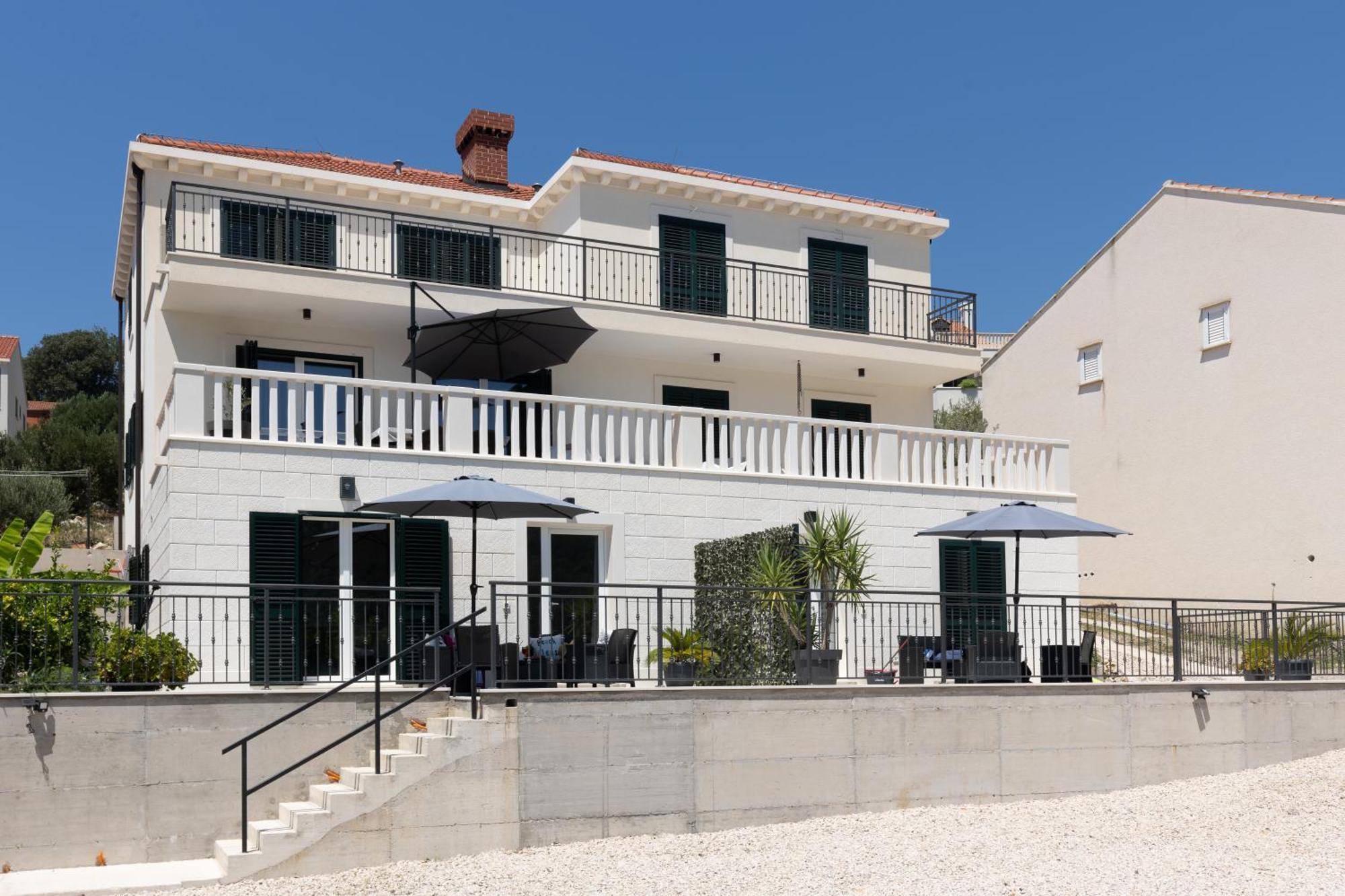 Honoris Apartment - Brand New - Private Parking - 90 M From The Beach- Terrace Slano Zewnętrze zdjęcie